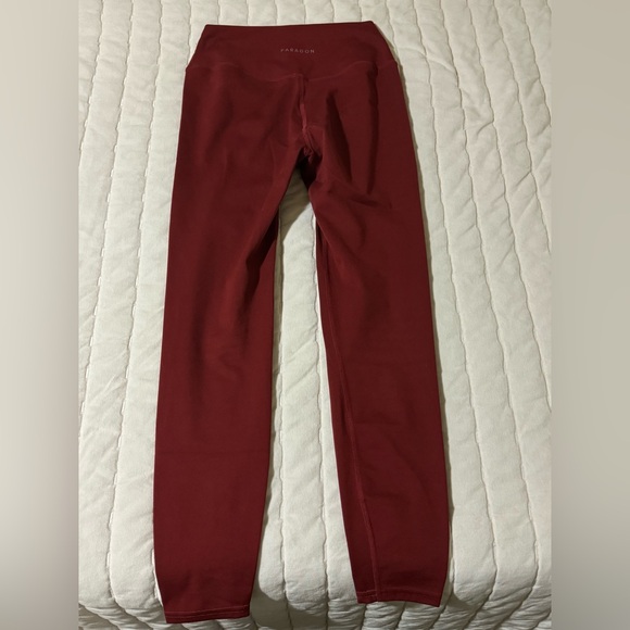 Paragon- High Rise Supportive Leggings Pomegranate - Picture 2 of 3